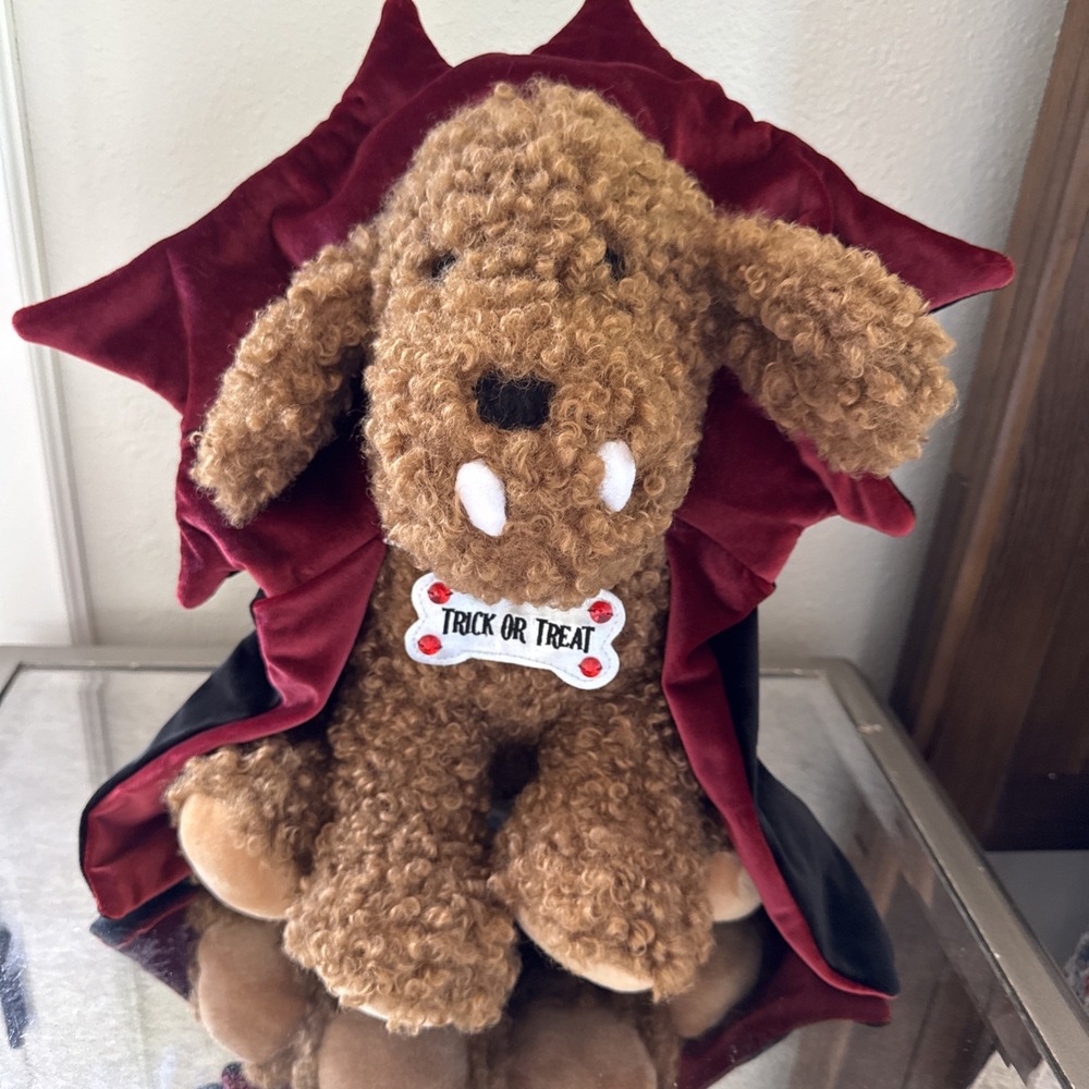 Pottery Barn Dante The Dracula Vampire Dog Halloween Shaped Pillow Plush Toy